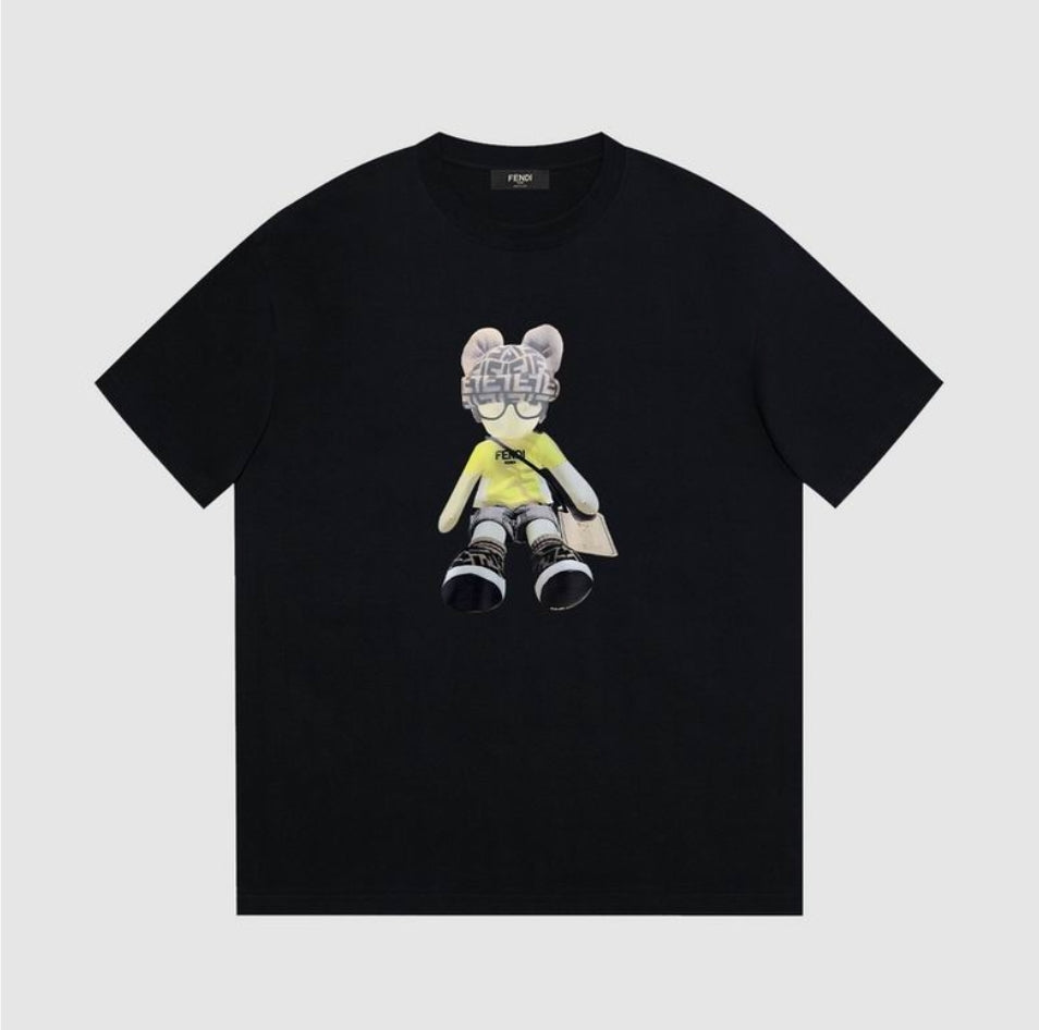 Les polos T-shirt Fendi pour homme incarnent l’élégance italienne avec une touche de modernité , caractéristiques de la maison Fendi. Au meilleur prix