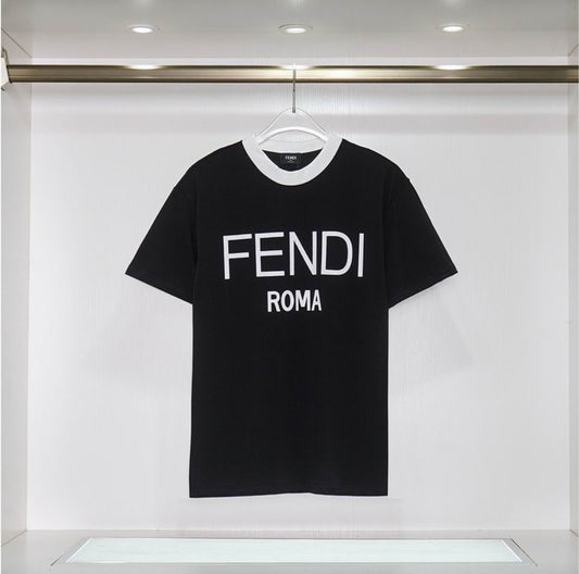 Les polos T-shirt Fendi pour homme incarnent l’élégance italienne avec une touche de modernité , caractéristiques de la maison Fendi. Au meilleur prix