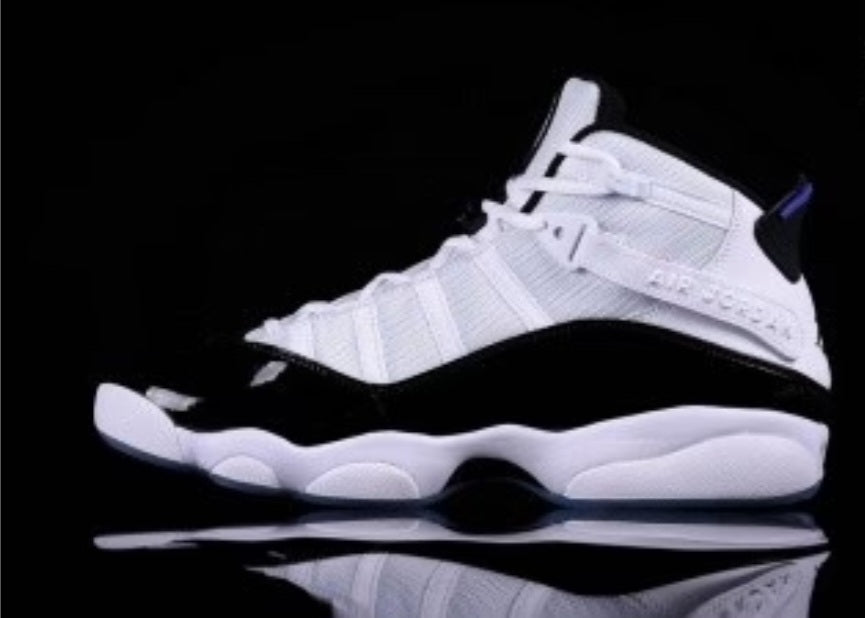 Les  baskets Air Jordan 6 Retro "Pantone" Femme permettent de personnaliser votre style tout en bénéficiant d’un confort supérieur.