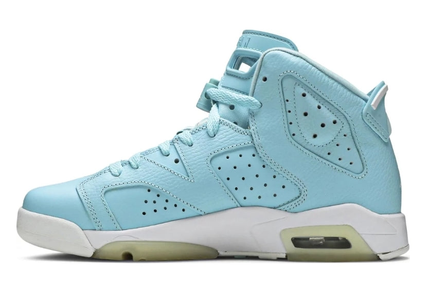 Les Air Jordan 6 Retro "Pantone" Femme permettent de personnaliser votre style tout en bénéficiant d’un confort supérieur.