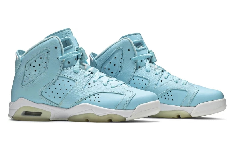 Les Air Jordan 6 Retro "Pantone" Femme permettent de personnaliser votre style tout en bénéficiant d’un confort supérieur.