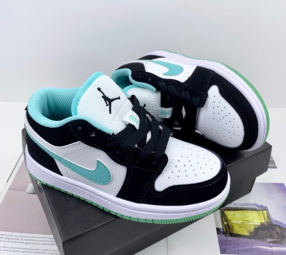 Chaussure pour Enfant: Air Jordan 1  Garçon/Fille