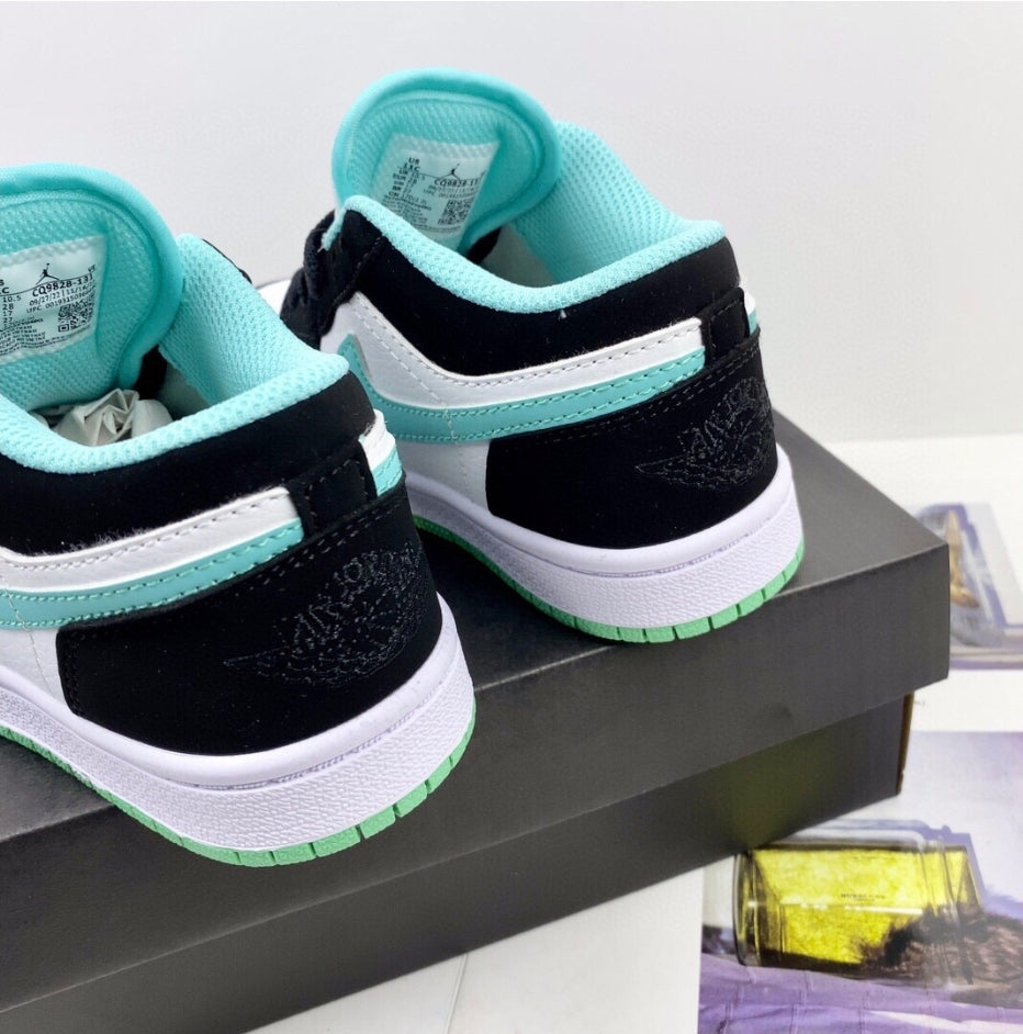Chaussure pour Enfant: Air Jordan 1  Garçon/Fille