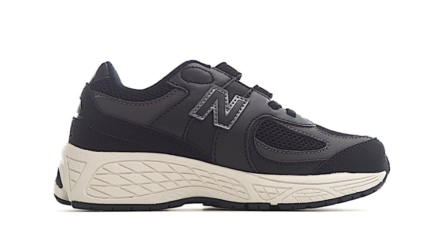 chaussure pour Enfant: New Balance 2002R Garçon/Fille