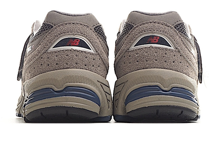 chaussure pour Enfant: New Balance 2002R Garçon/Fille