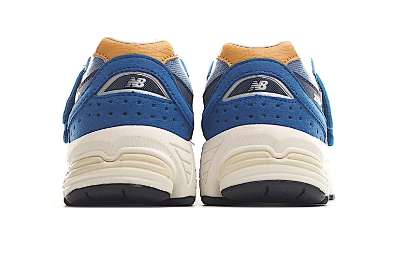 chaussure pour Enfant: New Balance 2002R Garçon/Fille