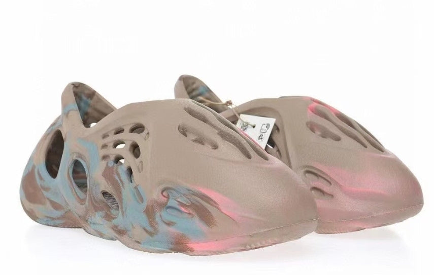 Chaussure pour Enfant:  Sandales Adidas Yeezy Foam Runner Garçon/Fille