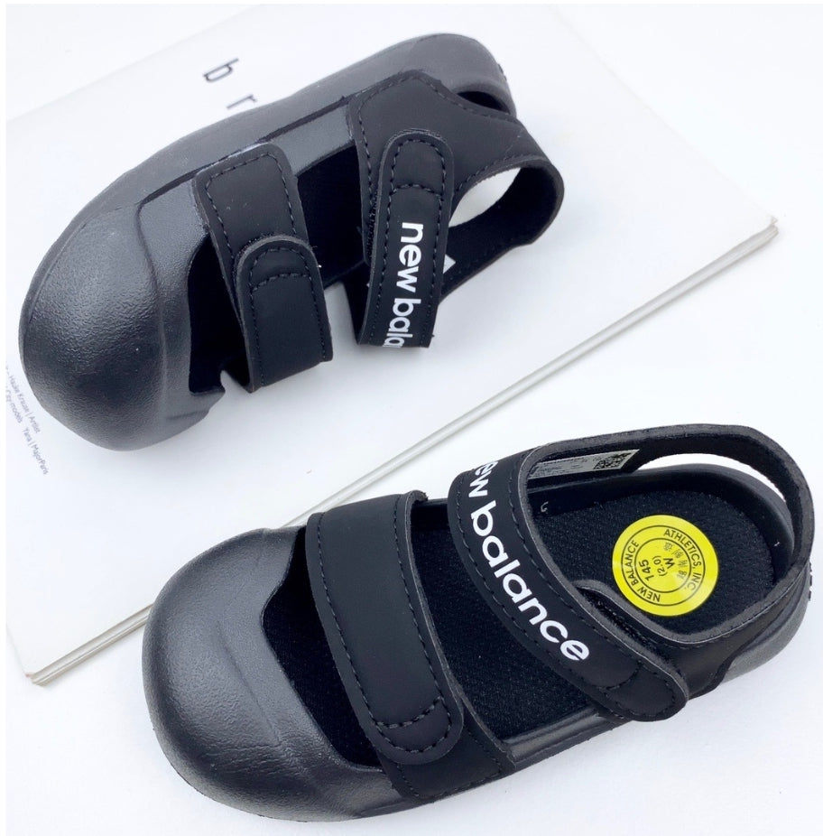Chaussure pour Enfant: Sandales new Balance Garçon/Fille