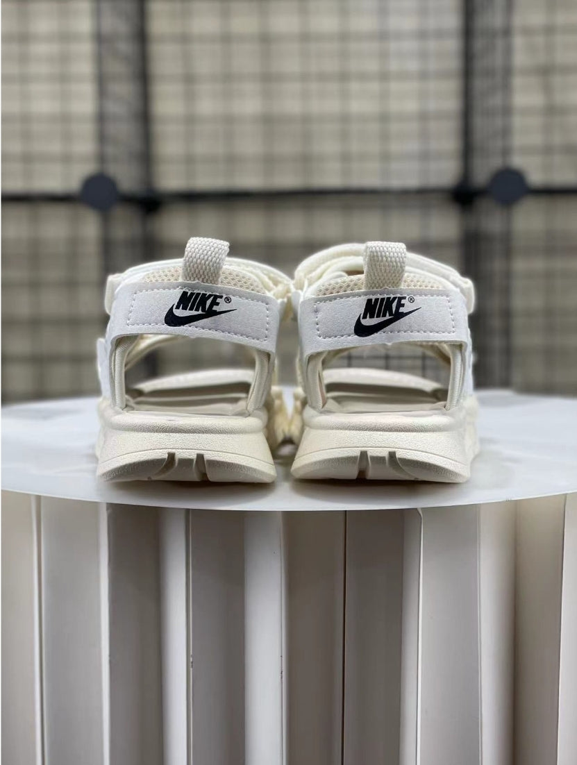 Chaussure pour Enfant: Sandales Nike Velcro  Garçon/Fille