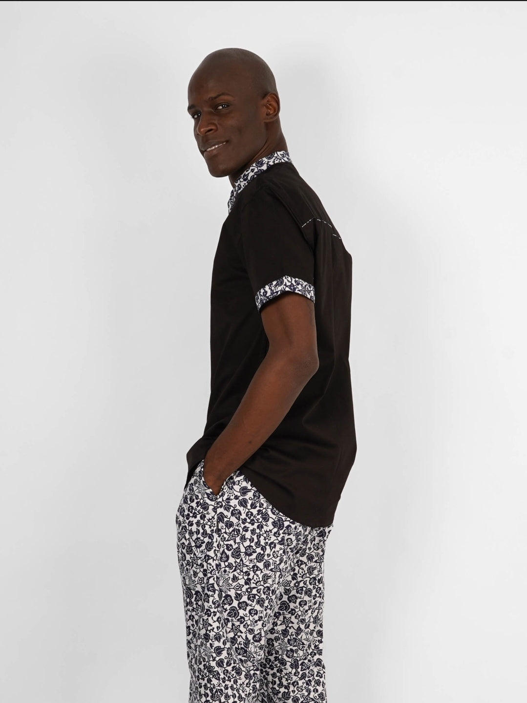 Chemise Mao noire manches courtes Gitega