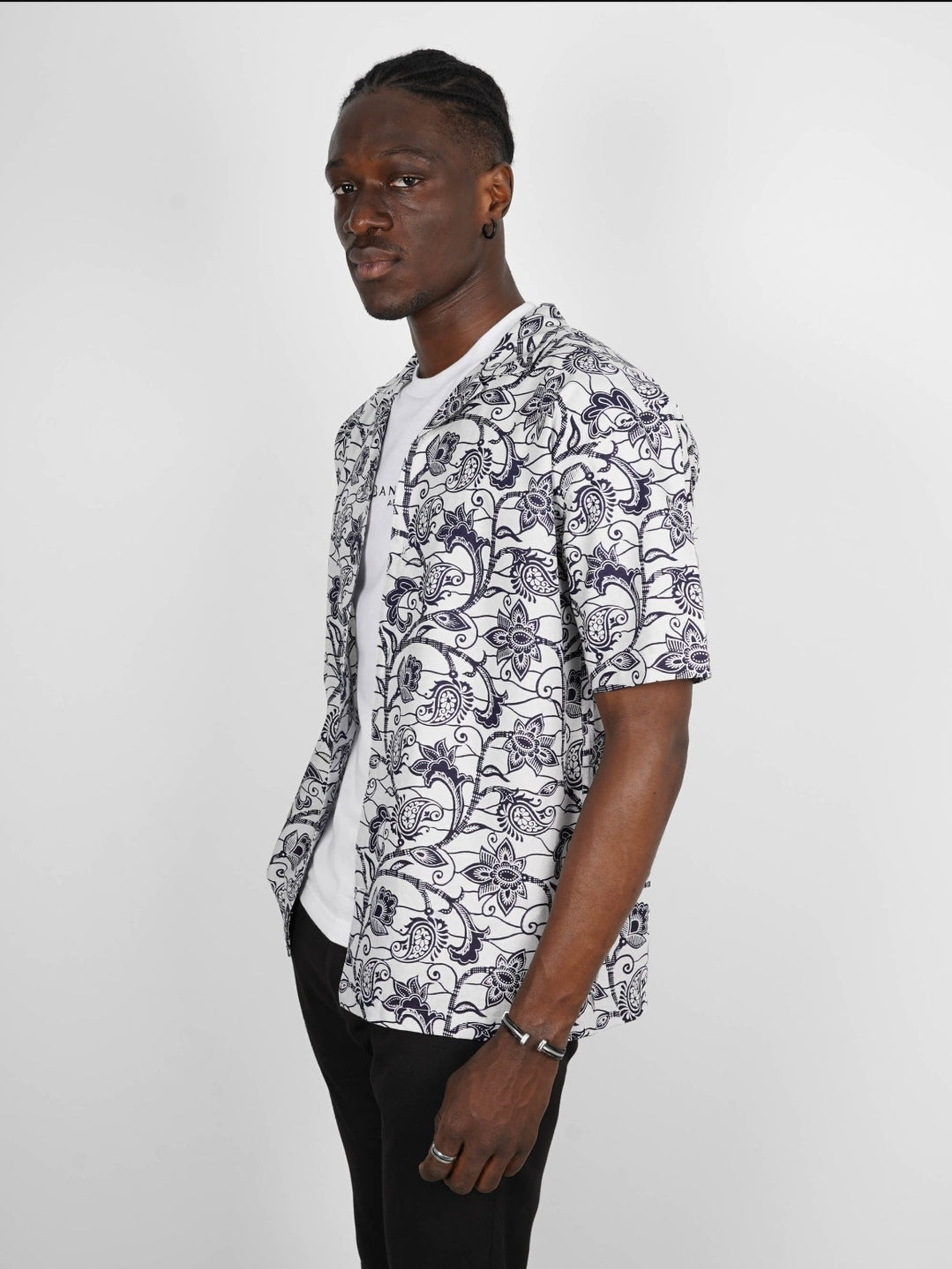 Chemise «hang out» Lagos