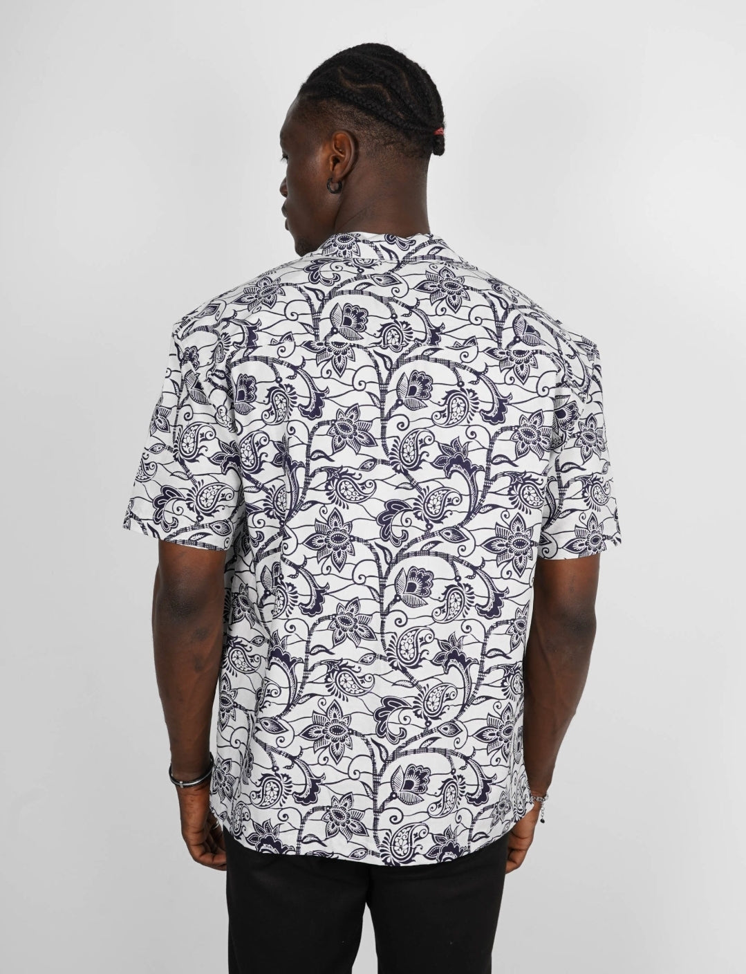 Chemise «hang out» Lagos