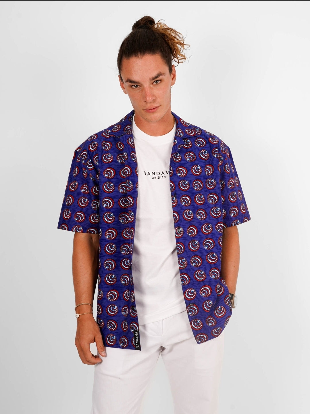 Chemise «hang out» N’Djamena