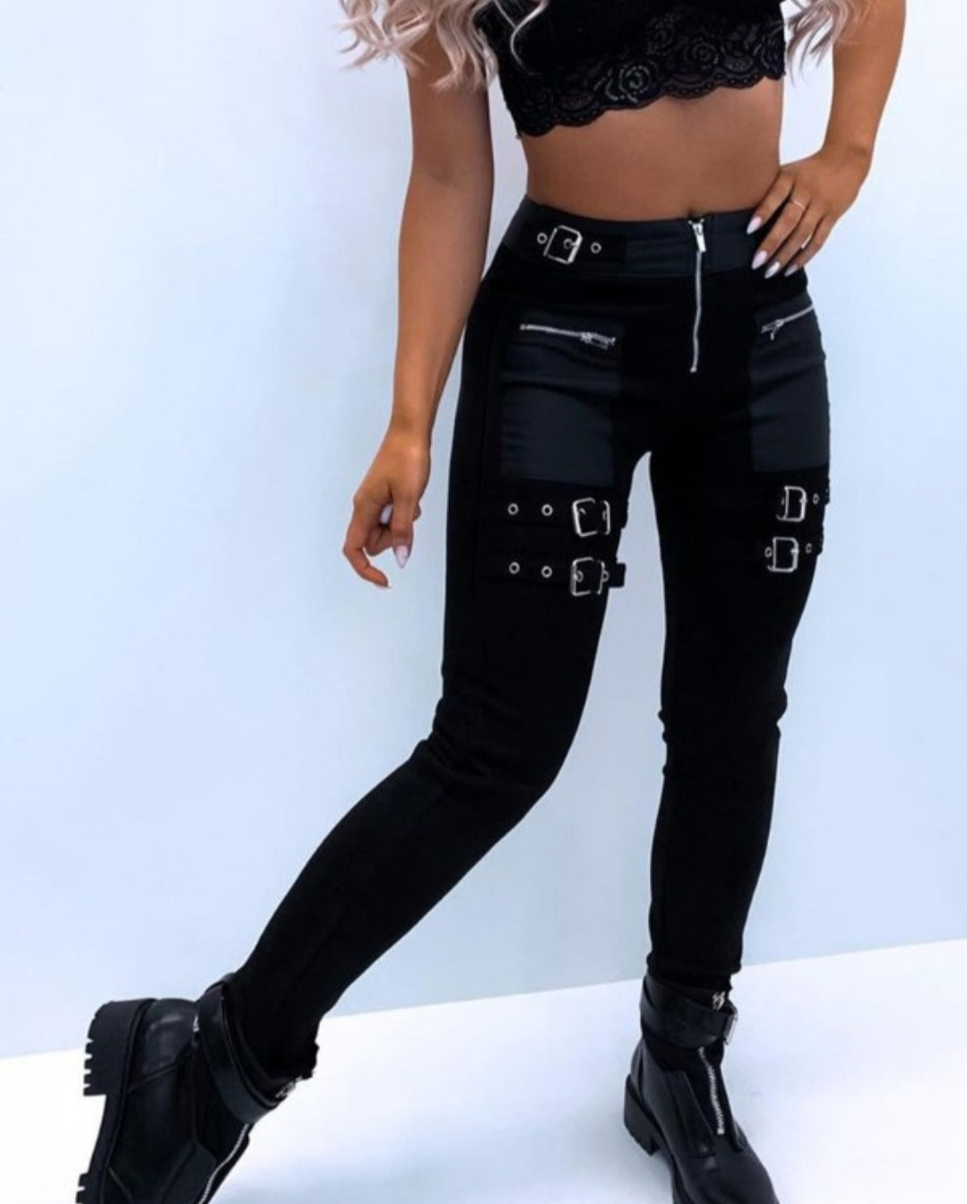 Women's button-up skinny pants