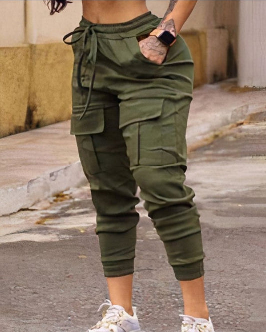 Pantalon skinny boutonné à taille femme