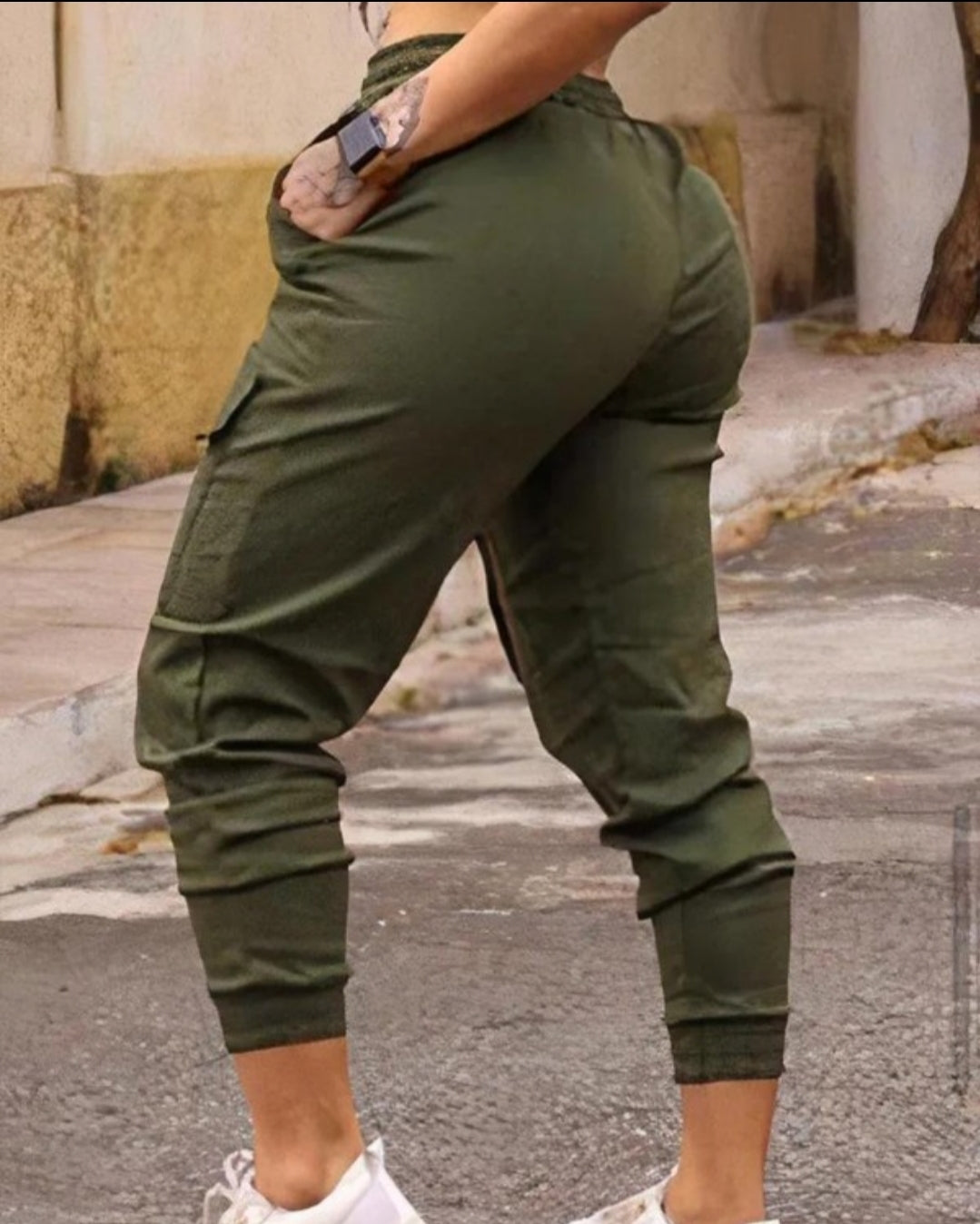 Women's button-up skinny pants