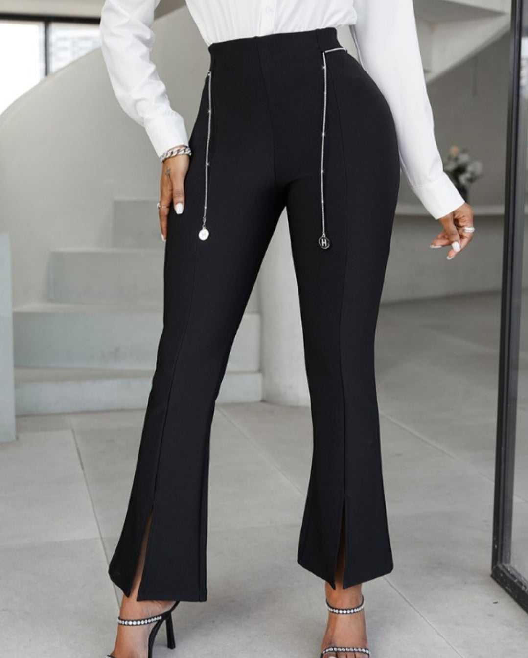 Women's button-up skinny pants