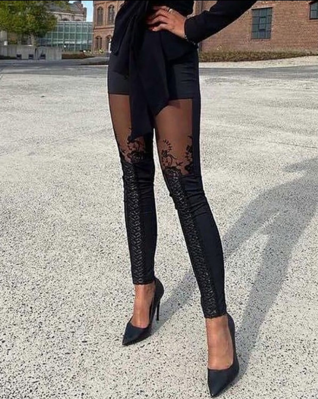 Women's button-up skinny pants