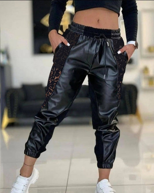 Pantalon skinny boutonné à taille femme