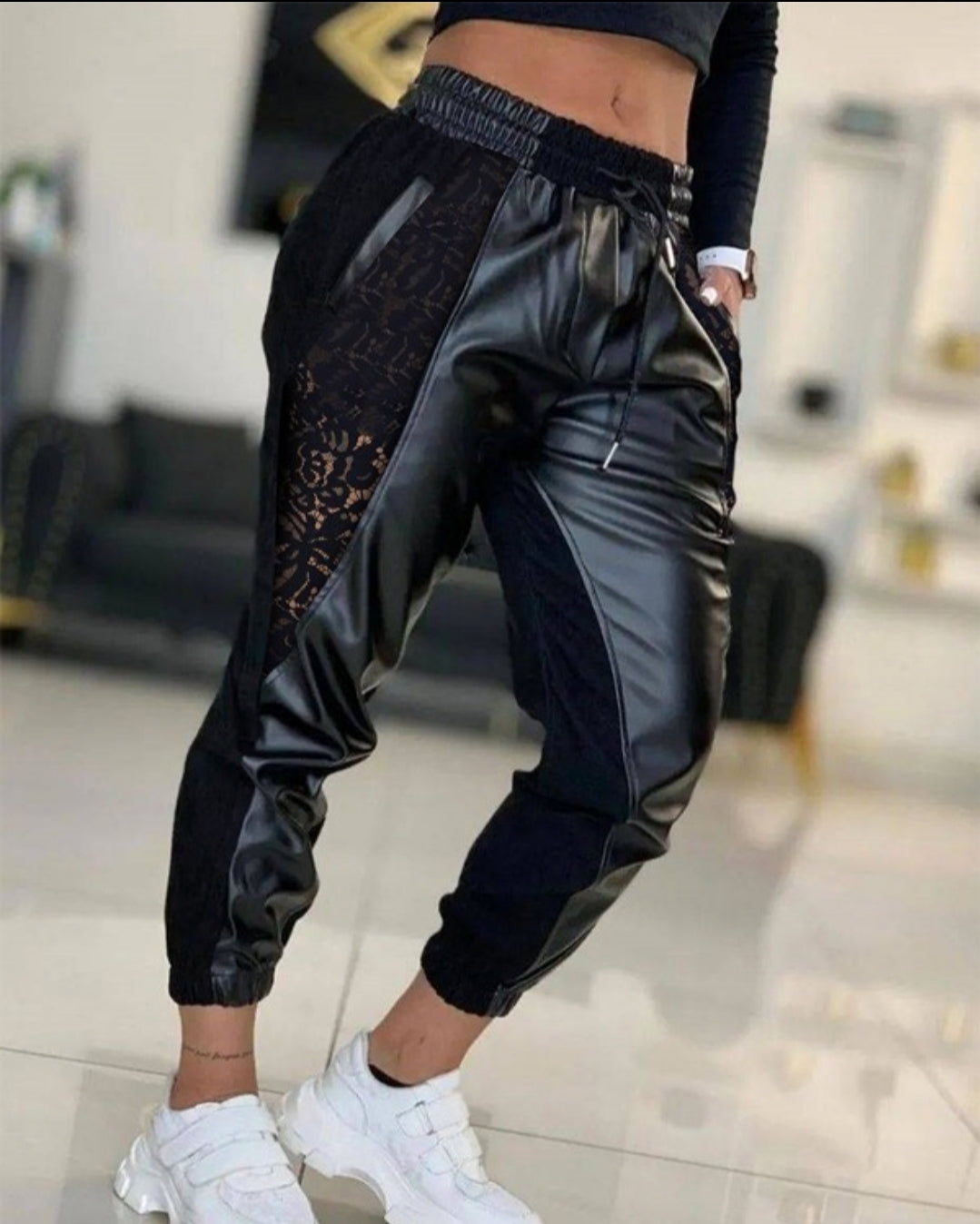 Women's button-up skinny pants