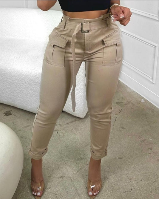 Pantalon skinny boutonné à taille femme