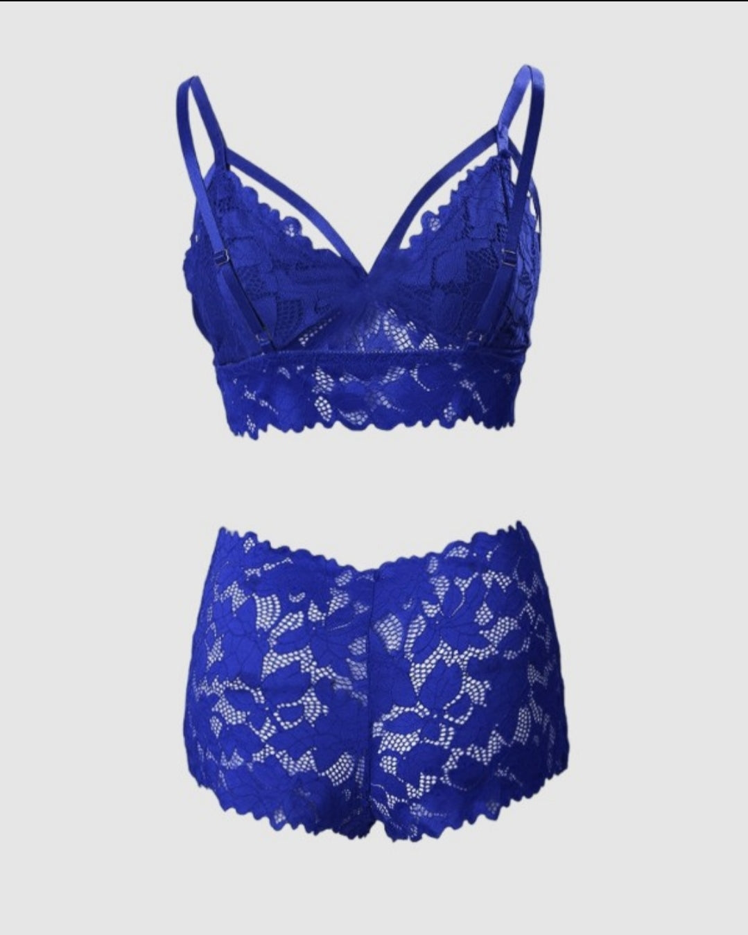 Ensemble de lingerie en dentelle à décor de nœud