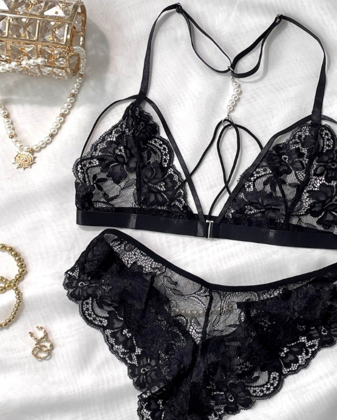 Ensemble de lingerie en dentelle multi-bretelles à décor de perles