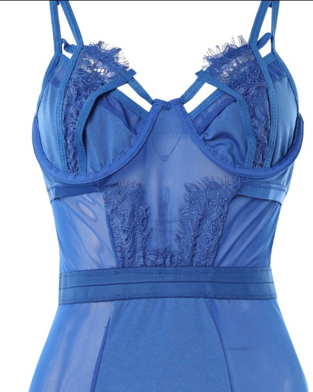 Nuisette dos nu en maille transparente avec culotte et anneaux de jambe