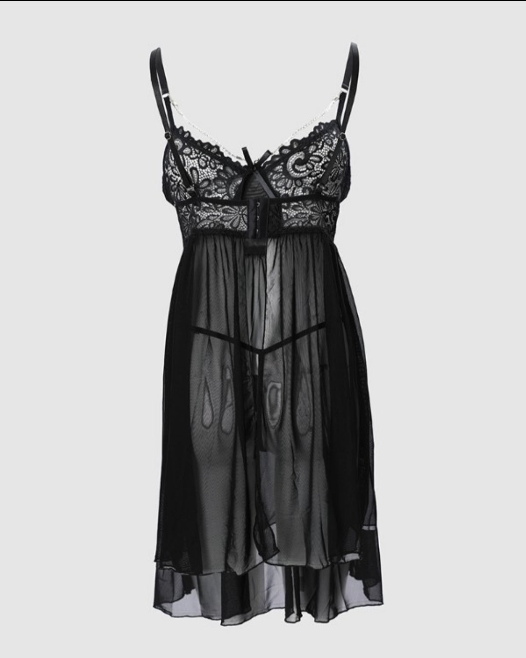 Nuisette en dentelle transparente à decor de chaîne avec string