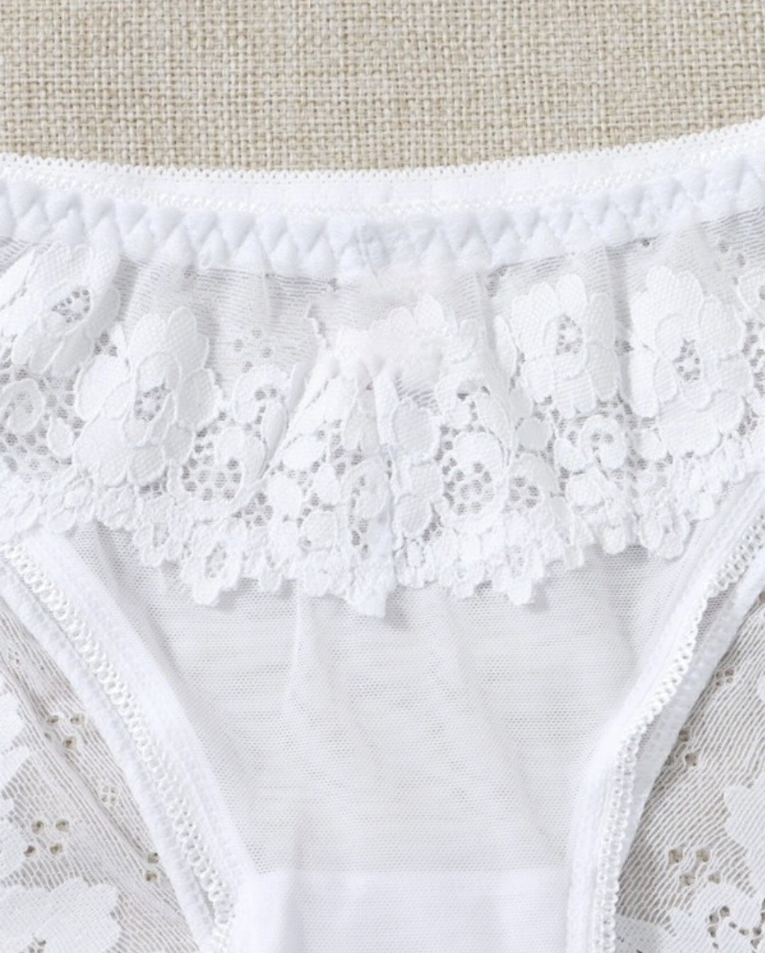 Culotte en maille transparente en dentelle au crochet