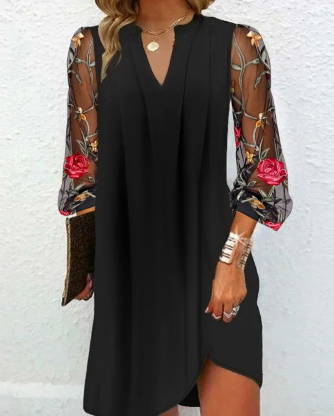 Robe décontractée Froncé à patch en maille brodée de fleurs