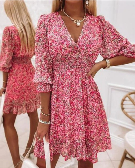 Casual pink dress with ruched small floral print and ruffled lantern sleeves