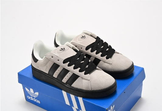 Les baskets Adidas Campus allient un style intemporel à un confort supérieur.
 design classique, pas cher. Le moins cher.