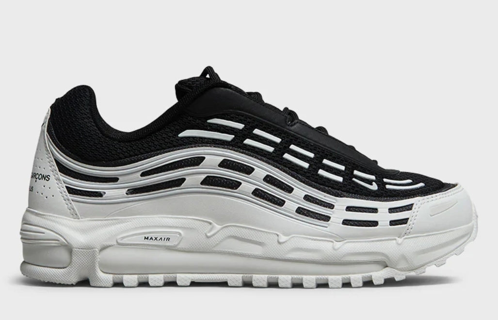 Les baskets Nike Air Max TL 2.5 X COMME DES GARÇONS offrent un style audacieux et une performance fonctionnelle. Pas cher.  Le moins cher 