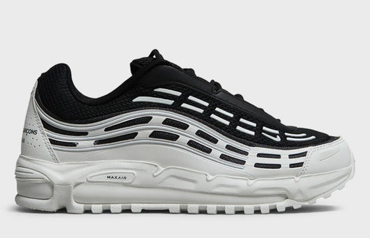 Les baskets Nike Air Max TL 2.5 X COMME DES GARÇONS offrent un style audacieux et une performance fonctionnelle. Pas cher.  Le moins cher 