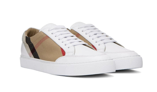 les chaussures Burberry Femme sont un témoignage de l'engagement de Burberry à combiner style et sophistication.