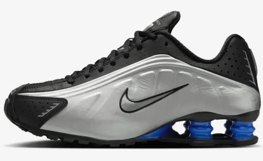 Les baskets Nike Shox R4 combinent style audacieux et innovation technologique exceptionnel et indispensable. Pas Cher. Le moins cher.