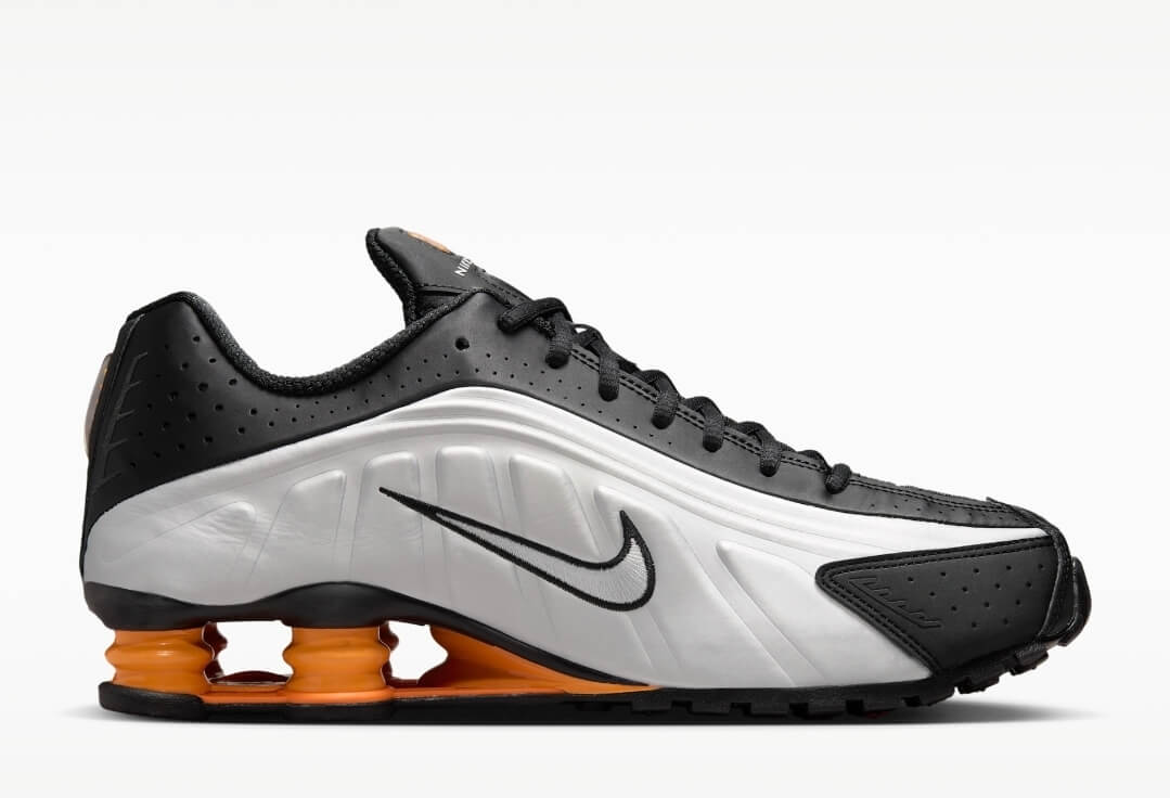 Les baskets Nike Shox R4 combinent style audacieux et innovation technologique exceptionnel et indispensable. Pas Cher. Le moins cher.