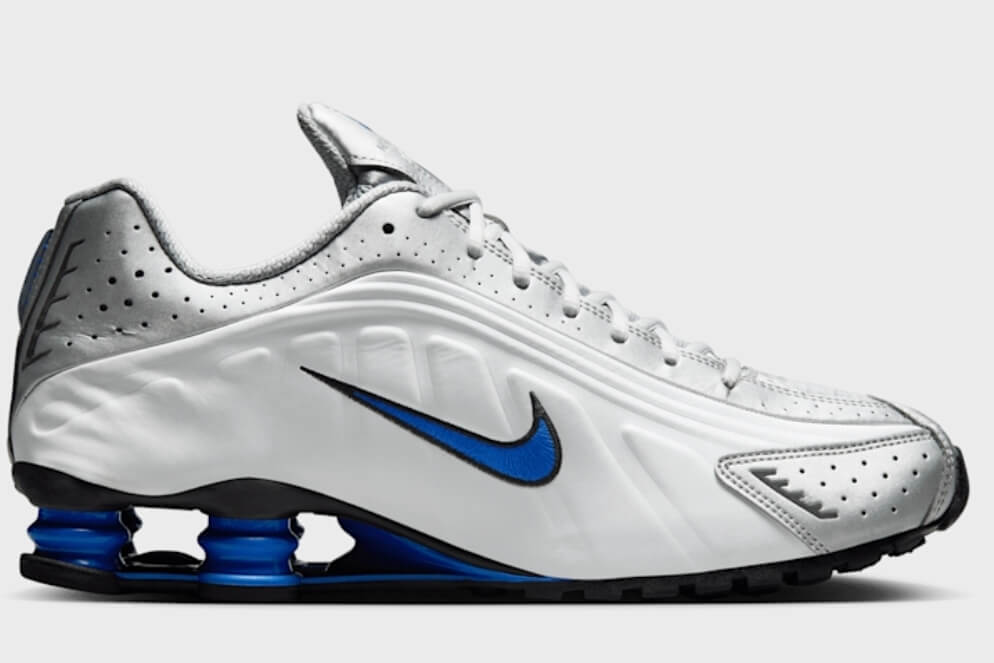 Les baskets Nike Shox R4 combinent style audacieux et innovation technologique exceptionnel et indispensable. Pas Cher. Le moins cher.