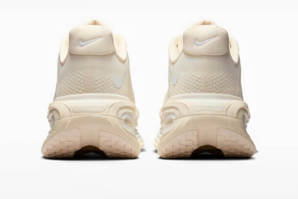Découvrez les baskets Nike Vomero Premium, alliant confort et performance au quotidien. Faites chaque pas avec une douceur exceptionnelle !