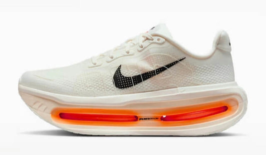 Découvrez les baskets Nike Vomero Premium, alliant confort et performance au quotidien. Faites chaque pas avec une douceur exceptionnelle !