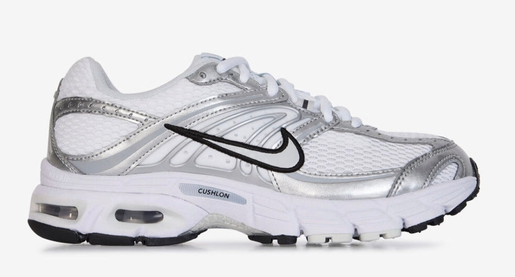 Découvrez les Baskets Nike Moto 2K, alliant design rétro et confort optimal. Parfaites pour les fans de streetwear et le quotidien. ❤️
