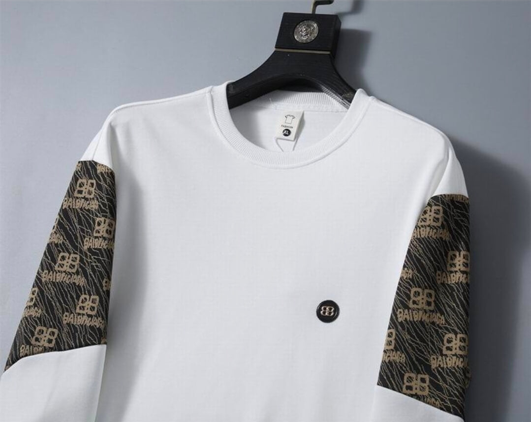 Les ensembles survêtement Balenciaga allient performance et style. Leur design avant-gardiste et leur qualité supérieure. Pas cher. Le moins cher.