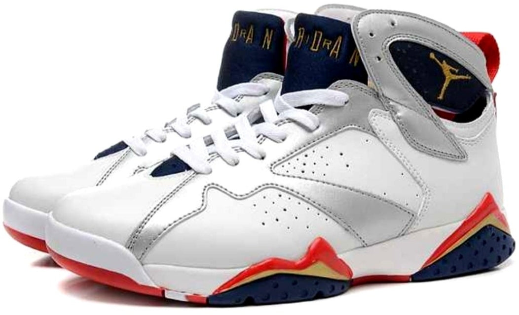 Les baskets Air Jordan 7 offrent un style iconique et une performance exceptionnelle.
  design emblématique   haute qualité. Au meilleur prix. Pas cher