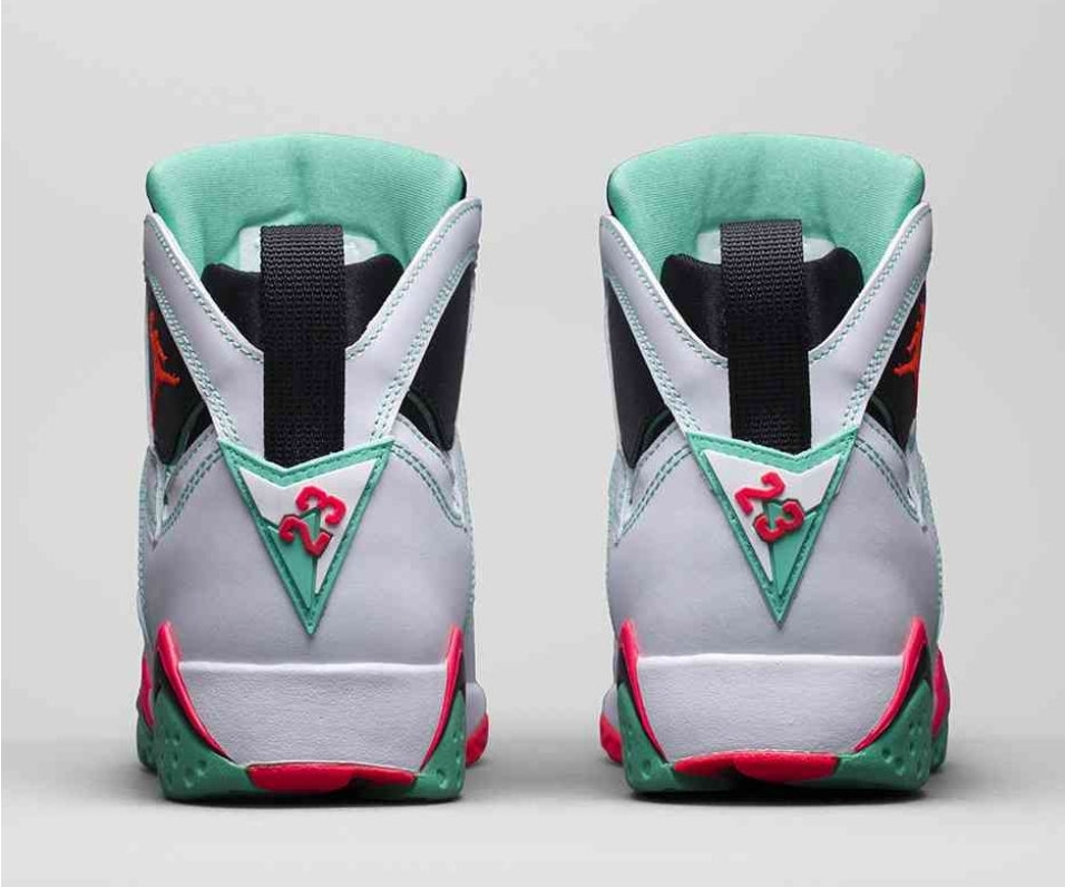 Les baskets Air Jordan 7 offrent un style iconique et une performance exceptionnelle.
  design emblématique   haute qualité. Au meilleur prix. Pas cher