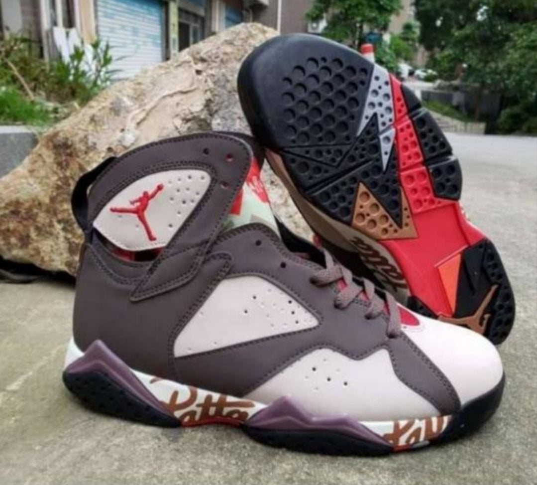 Les baskets Air Jordan 7 offrent un style iconique et une performance exceptionnelle.
  design emblématique   haute qualité. Au meilleur prix. Pas cher