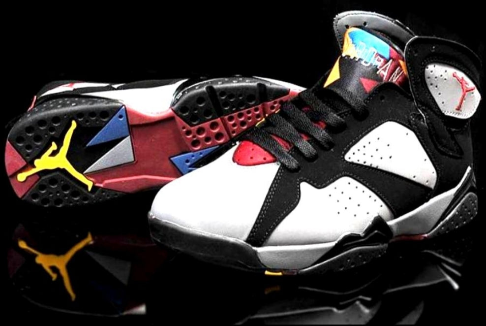 Les baskets Air Jordan 7 offrent un style iconique et une performance exceptionnelle.
  design emblématique   haute qualité. Au meilleur prix. Pas cher