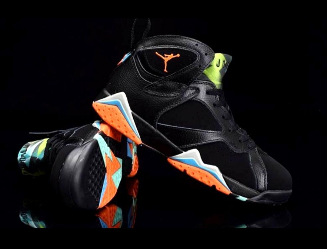 Les baskets Air Jordan 7 offrent un style iconique et une performance exceptionnelle.
  design emblématique   haute qualité. Au meilleur prix. Pas cher