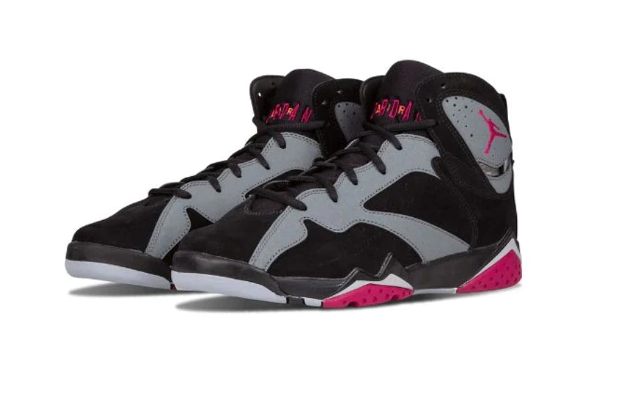 Les baskets Air Jordan 7 offrent un style iconique et une performance exceptionnelle.
  design emblématique   haute qualité. Au meilleur prix. Pas cher