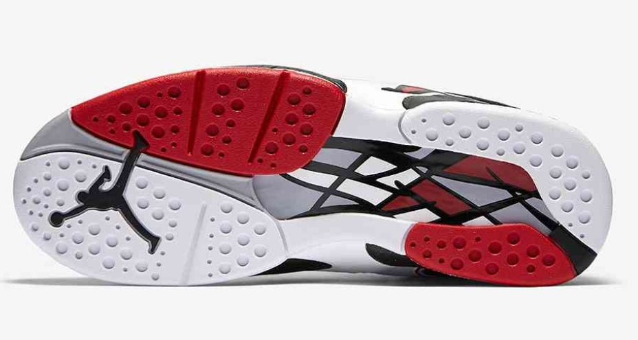 Les baskets Air Jordan 8 offrent un style audacieux et une performance exceptionnelle.

De plus, leur design distinctif et l'utilisation.